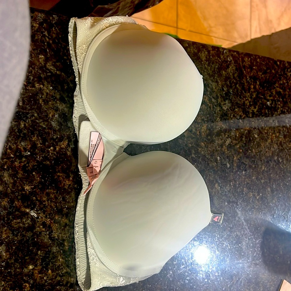 VS bra